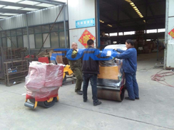 福瑞得機(jī)械座駕壓路機(jī)，手扶壓路機(jī)包裝發(fā)貨