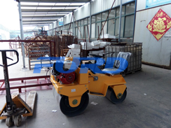 福瑞得機械座駕壓路機、手扶壓路機準(zhǔn)備發(fā)貨